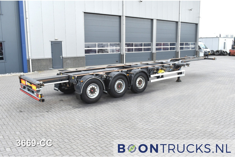 Kögel PORT 40 SIMPLEX 20 2x20-30-40ft HC * LIFT AXLE * SAF / DISC * EXTENDABLE REAR - Semi-reboque transportador de contêineres/ Caixa móvel: foto 2 Kögel PORT 40 SIMPLEX 20 2x20-30-40ft HC * LIFT AXLE * SAF / DISC * EXTENDABLE REAR - Semi-reboque transportador de contêineres/ Caixa móvel: foto 2