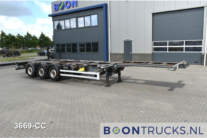 Kögel PORT 40 SIMPLEX 20 2x20-30-40ft HC * LIFT AXLE * SAF / DISC * EXTENDABLE REAR - Semi-reboque transportador de contêineres/ Caixa móvel: foto 4 Kögel PORT 40 SIMPLEX 20 2x20-30-40ft HC * LIFT AXLE * SAF / DISC * EXTENDABLE REAR - Semi-reboque transportador de contêineres/ Caixa móvel: foto 4