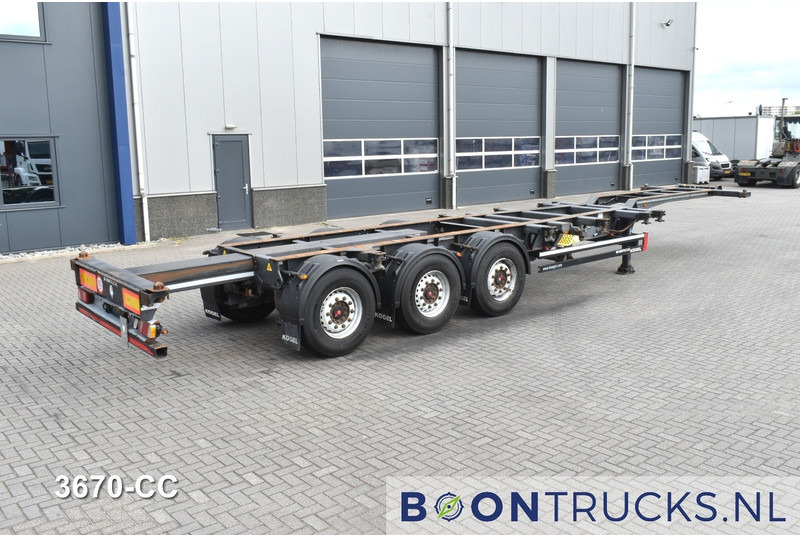 Kögel PORT 40 SIMPLEX 20 | 2x20-30-40ft HC * LIFT AXLE * SAF / DISC * EXTENDABLE REAR * MOT 02-2026 - Semi-reboque transportador de contêineres/ Caixa móvel: foto 2 Kögel PORT 40 SIMPLEX 20 | 2x20-30-40ft HC * LIFT AXLE * SAF / DISC * EXTENDABLE REAR * MOT 02-2026 - Semi-reboque transportador de contêineres/ Caixa móvel: foto 2