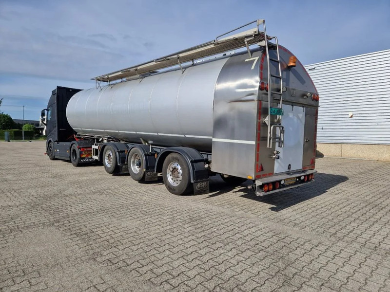 G.magyar 36000 liter geïsoleerde intra / melk tankoplegger met VSE Besturing en pomp - Semi-reboque cisterna: foto 2 G.magyar 36000 liter geïsoleerde intra / melk tankoplegger met VSE Besturing en pomp - Semi-reboque cisterna: foto 2