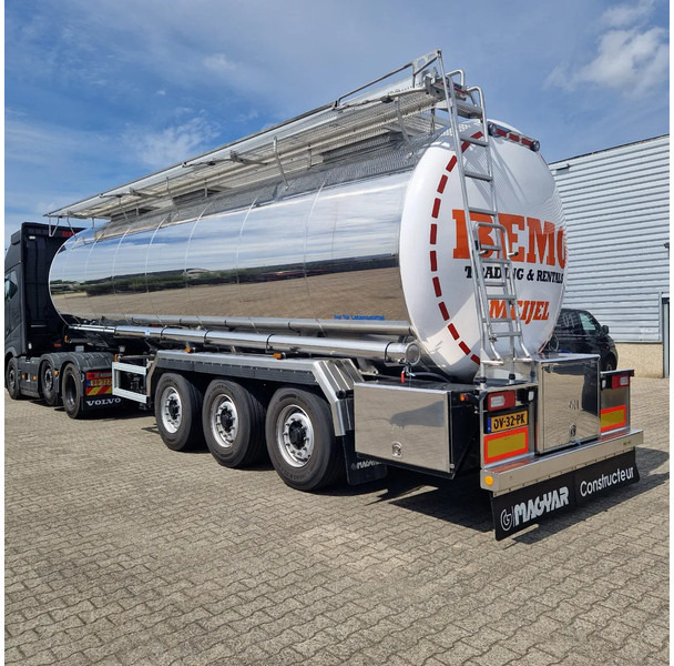 Magyar 36000 liter 1 kamer levensmiddelen tankoplegger TE HUUR / TE KOOP - Semi-reboque cisterna: foto 5 Magyar 36000 liter 1 kamer levensmiddelen tankoplegger TE HUUR / TE KOOP - Semi-reboque cisterna: foto 5