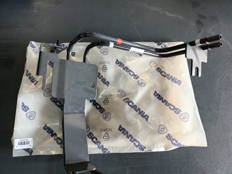 SCANIA AD BLUE COOLANT PIPE - 2289269 - Sistema de arrefecimento para Camião: foto 1 SCANIA AD BLUE COOLANT PIPE - 2289269 - Sistema de arrefecimento para Camião: foto 1