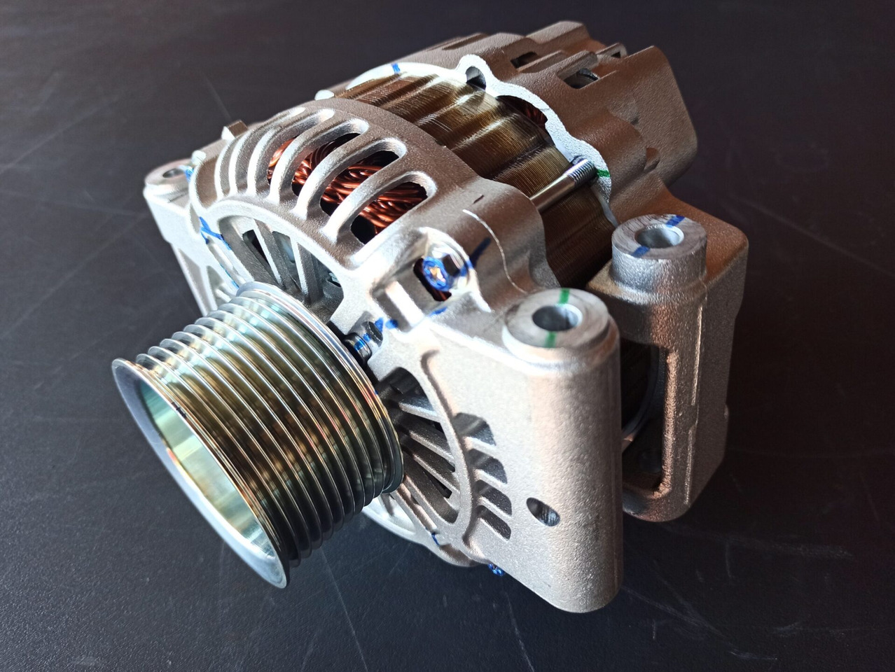 SCANIA ALTERNATOR - 2191911 - Alternador para Camião: foto 1 SCANIA ALTERNATOR - 2191911 - Alternador para Camião: foto 1