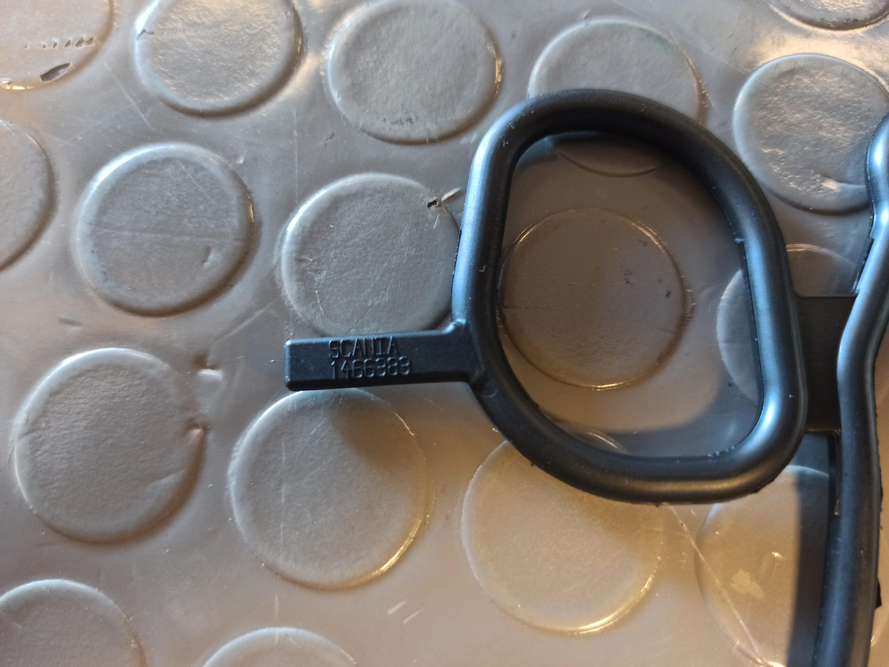 SCANIA GASKET 1466383 - Junta de motor para Camião: foto 2 SCANIA GASKET 1466383 - Junta de motor para Camião: foto 2