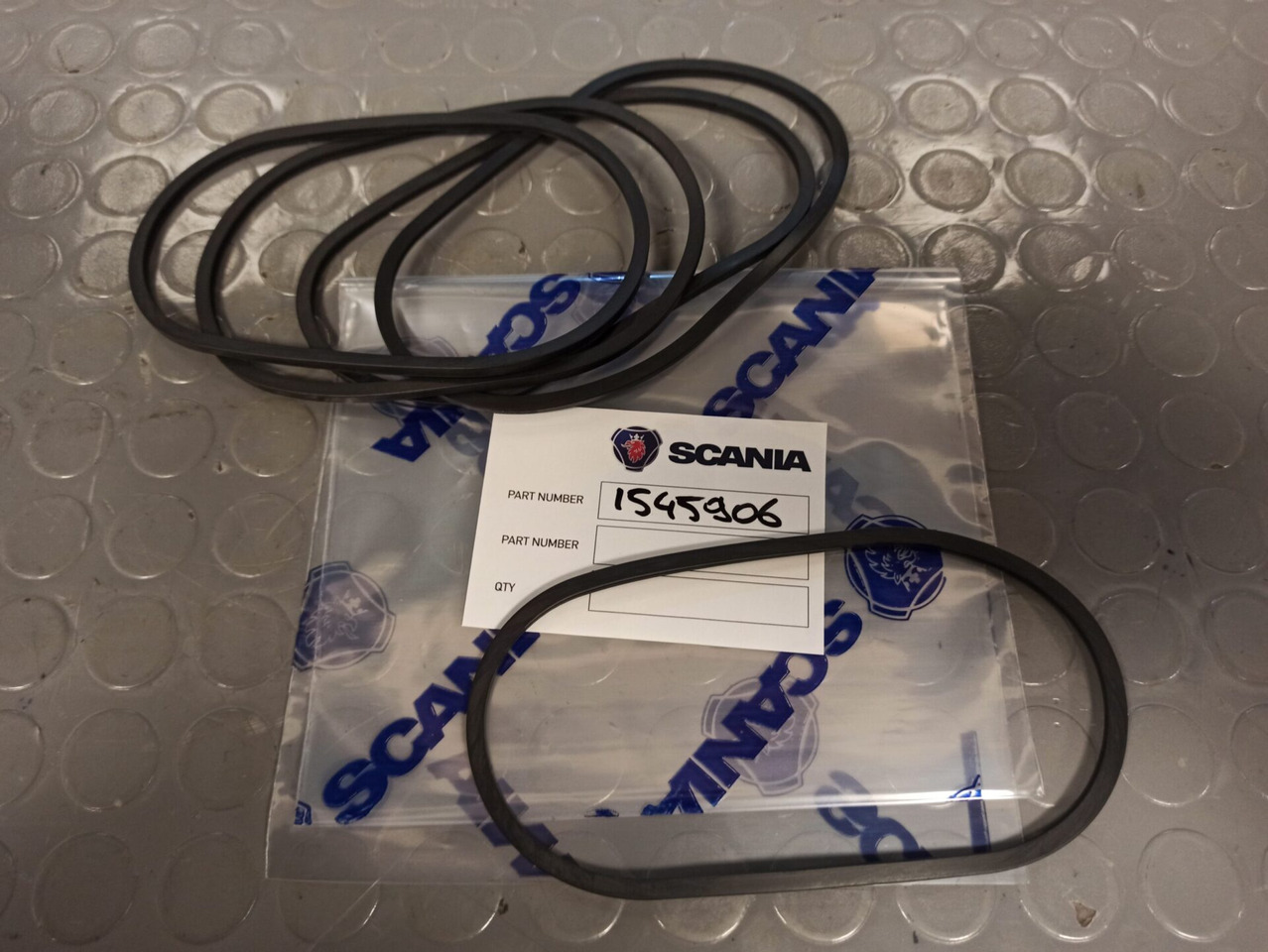 SCANIA GASKET 1545906 - Junta de motor para Camião: foto 1 SCANIA GASKET 1545906 - Junta de motor para Camião: foto 1