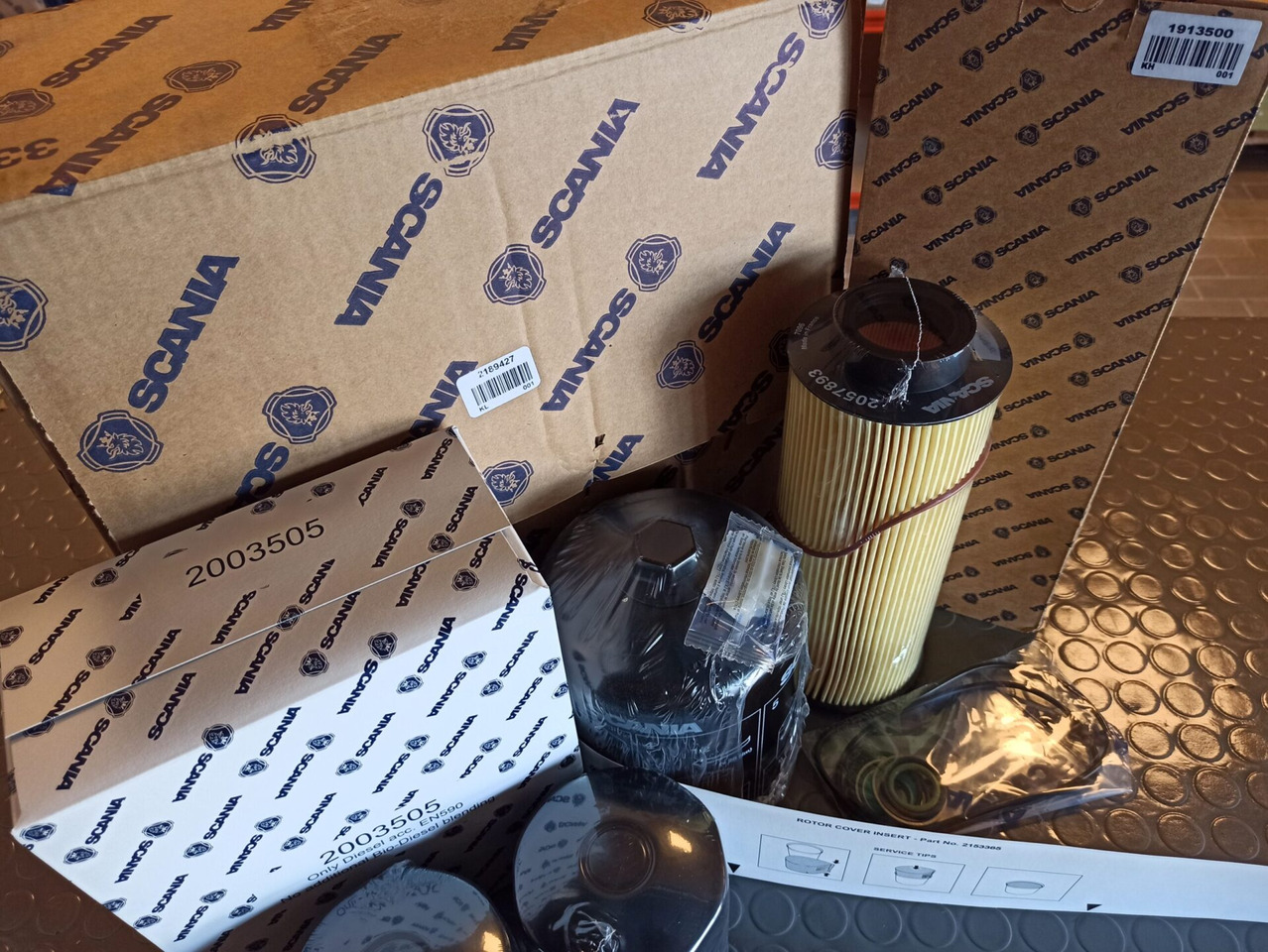 SCANIA MAINTENANCE KIT D16 XPI - 2189427 - Kit de reparação de motor para Camião: foto 1 SCANIA MAINTENANCE KIT D16 XPI - 2189427 - Kit de reparação de motor para Camião: foto 1