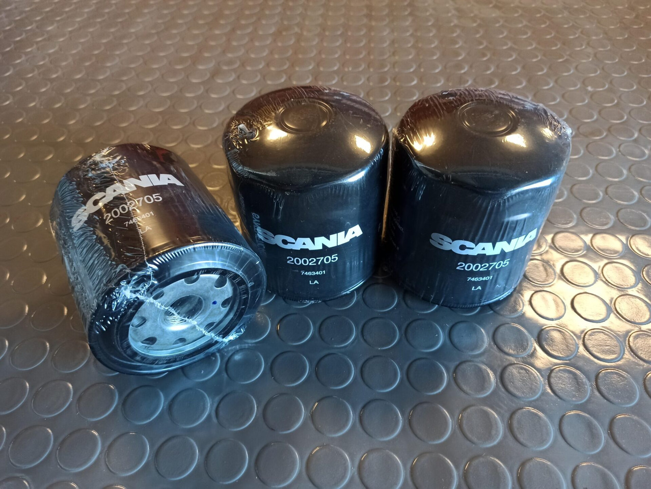 SCANIA OIL FILTER - 2002705 - Filtro de óleo para Camião: foto 1 SCANIA OIL FILTER - 2002705 - Filtro de óleo para Camião: foto 1