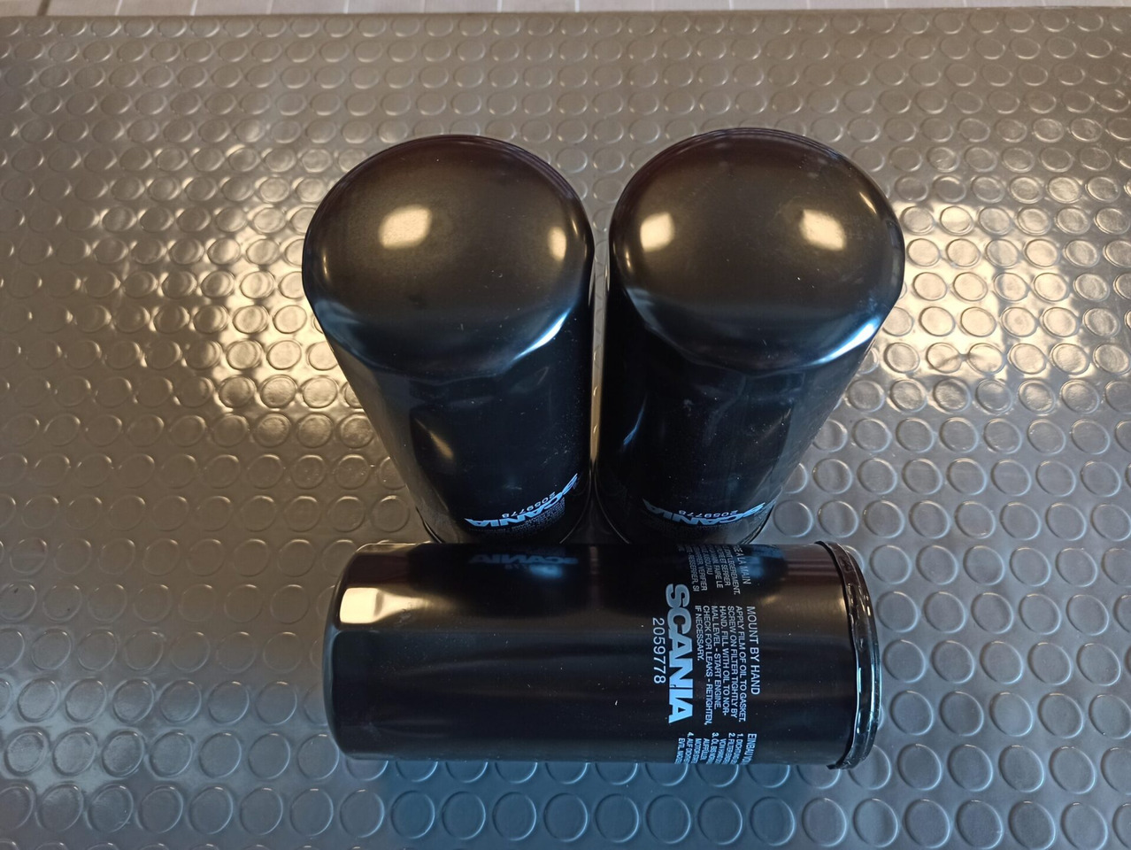 SCANIA OIL FILTER - 2059778 - Filtro de óleo para Camião: foto 1 SCANIA OIL FILTER - 2059778 - Filtro de óleo para Camião: foto 1