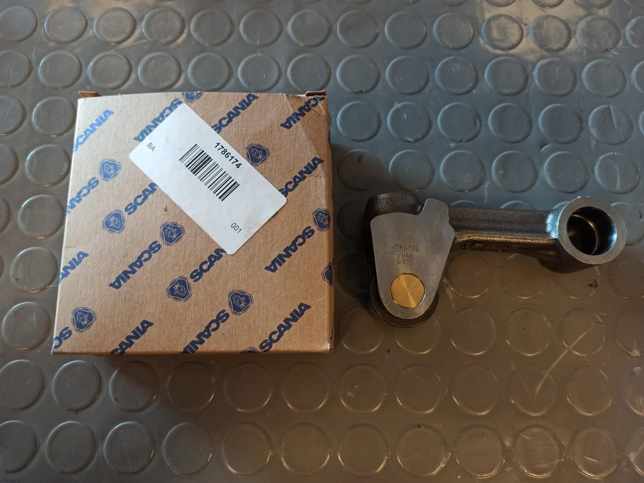 SCANIA ROLLER TAPPET 1786174 - Motor e peças para Camião: foto 3 SCANIA ROLLER TAPPET 1786174 - Motor e peças para Camião: foto 3