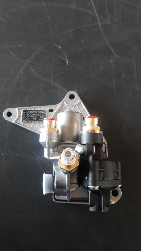 VOLVO AIR VALVE - 23532368 - Válvula de freio para Camião: foto 1 VOLVO AIR VALVE - 23532368 - Válvula de freio para Camião: foto 1