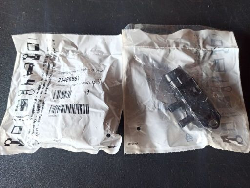 VOLVO DIFFERENTIAL PRESSURE SENSOR 23488881 - Sensor para Camião: foto 1 VOLVO DIFFERENTIAL PRESSURE SENSOR 23488881 - Sensor para Camião: foto 1