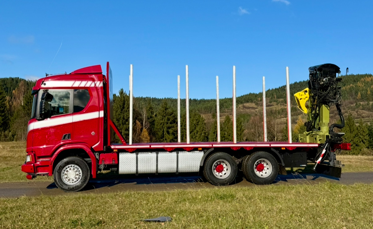 SCANIA R520 XT - Camião de transporte de madeira, Camião grua: foto 3 SCANIA R520 XT - Camião de transporte de madeira, Camião grua: foto 3
