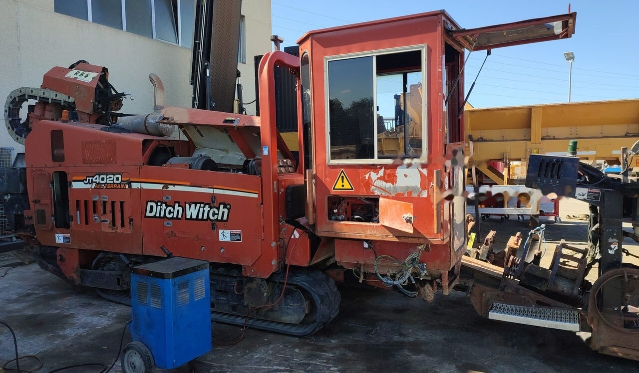 Ditch-Witch JT4020 AT - Máquina de perfuração direcional: foto 1 Ditch-Witch JT4020 AT - Máquina de perfuração direcional: foto 1