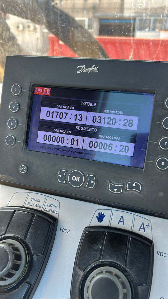 Tesmec 950R - Colocadora de tubagem: foto 2 Tesmec 950R - Colocadora de tubagem: foto 2