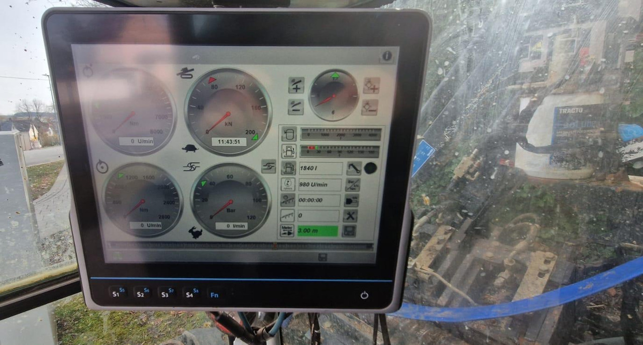 Tracto Technik 18ACS - Máquina de perfuração: foto 4 Tracto Technik 18ACS - Máquina de perfuração: foto 4