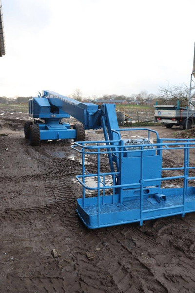 Aichi SP21AJ - Plataforma telescópica: foto 5 Aichi SP21AJ - Plataforma telescópica: foto 5