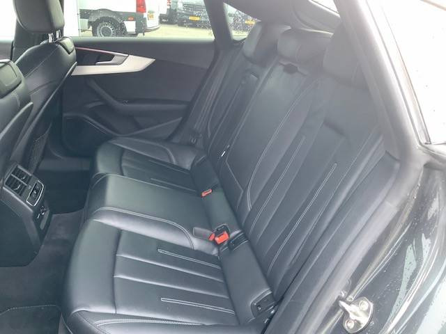 Sedan Audi A5 Sportback G-Tron S Line Edition: foto 16