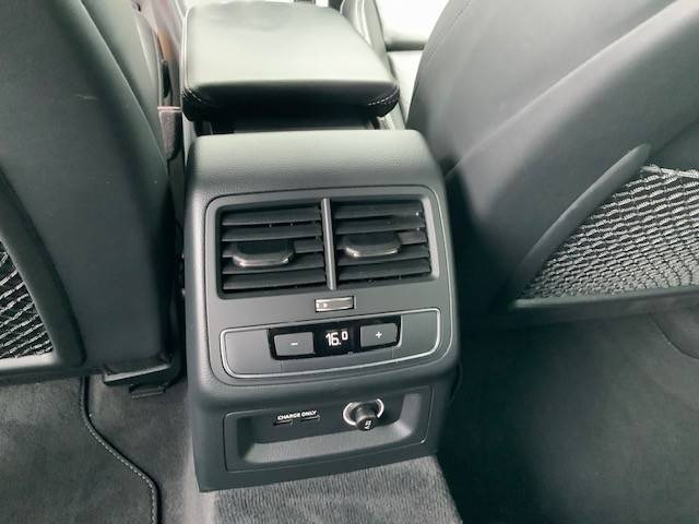 Sedan Audi A5 Sportback G-Tron S Line Edition: foto 17