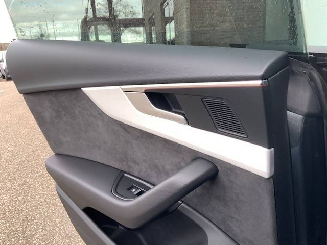 Sedan Audi A5 Sportback G-Tron S Line Edition: foto 20