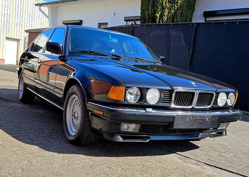 BMW 750IL - Sedan: foto 4 BMW 750IL - Sedan: foto 4