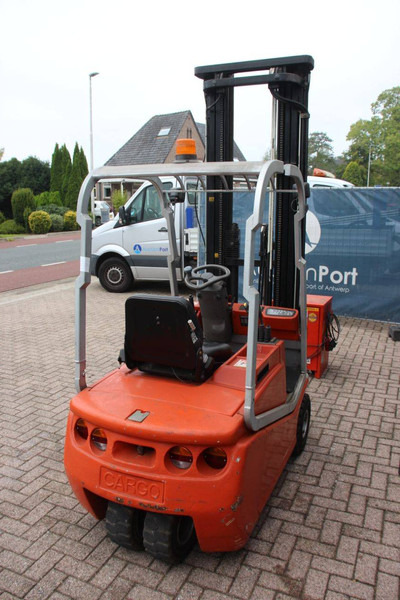 BT CB 15 T - Empilhador elétrico: foto 5 BT CB 15 T - Empilhador elétrico: foto 5