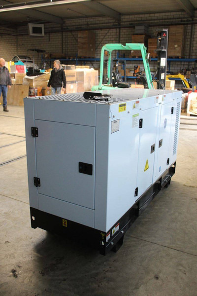 Bauer GFS-12kW - Gerador elétrico: foto 5 Bauer GFS-12kW - Gerador elétrico: foto 5