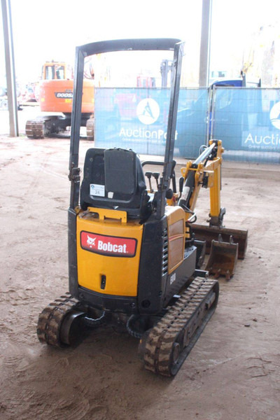 Bobcat E08 - Mini escavadeira: foto 5 Bobcat E08 - Mini escavadeira: foto 5