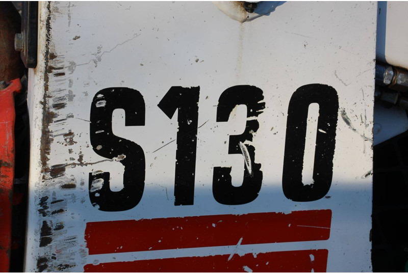 Pá carregadora de rodas Bobcat S130: foto 17 Pá carregadora de rodas Bobcat S130: foto 17