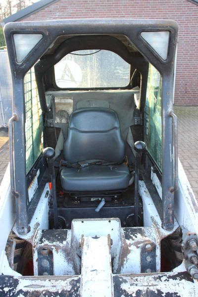 Pá carregadora de rodas Bobcat S130: foto 18 Pá carregadora de rodas Bobcat S130: foto 18