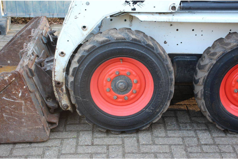 Pá carregadora de rodas Bobcat S130: foto 11 Pá carregadora de rodas Bobcat S130: foto 11