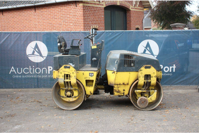 Bomag BW 135 AD - Placas vibratórias: foto 2 Bomag BW 135 AD - Placas vibratórias: foto 2