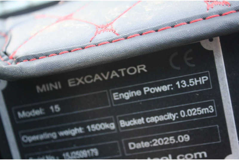 Captok 15 - Mini escavadeira: foto 5 Captok 15 - Mini escavadeira: foto 5