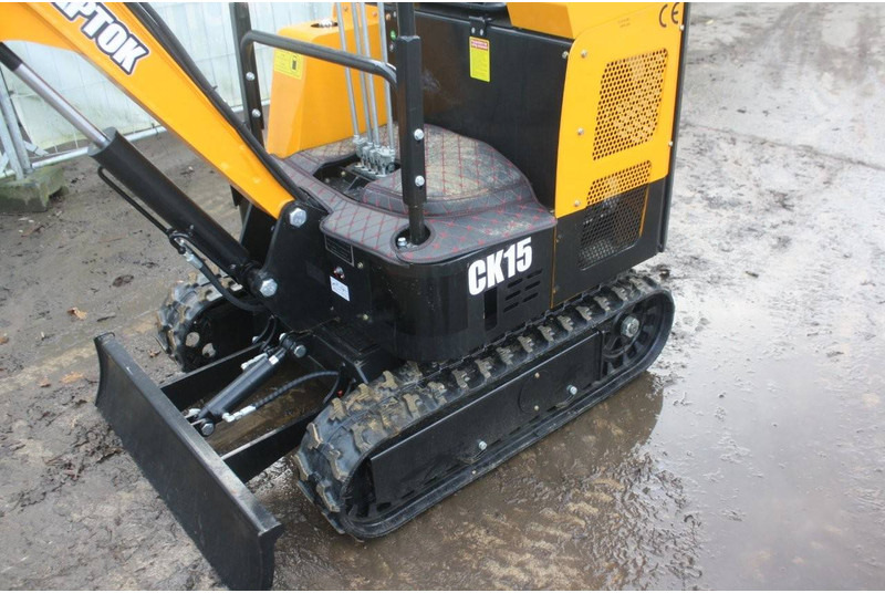 Captok 15 - Mini escavadeira: foto 4 Captok 15 - Mini escavadeira: foto 4