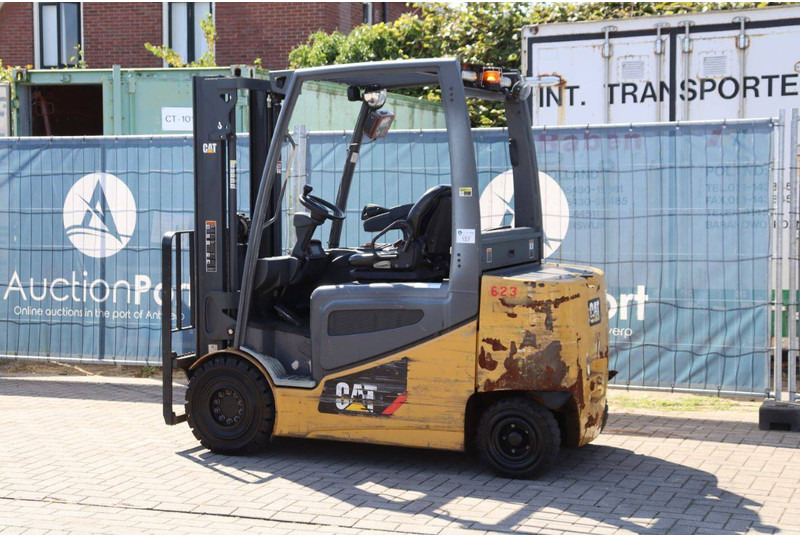 Caterpillar 2EP500 - Empilhador elétrico: foto 3 Caterpillar 2EP500 - Empilhador elétrico: foto 3