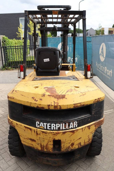 Caterpillar DP45 - Empilhador a diesel: foto 5 Caterpillar DP45 - Empilhador a diesel: foto 5