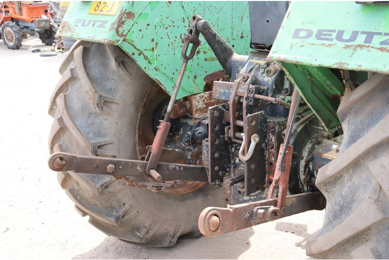 Trator Deutz D6806: foto 14
