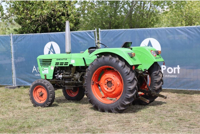 Deutz Fahr D4506 - Trator: foto 3 Deutz Fahr D4506 - Trator: foto 3