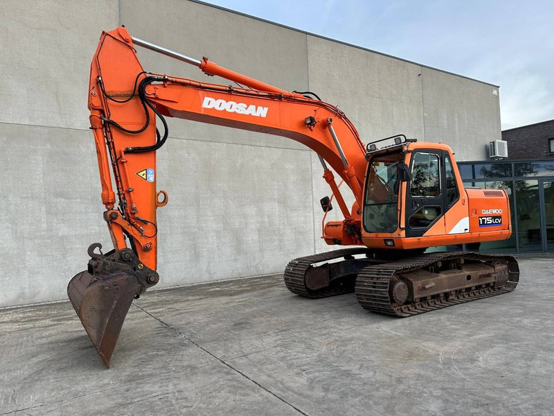 Doosan 175MC-V - Escavadora de rastos: foto 1 Doosan 175MC-V - Escavadora de rastos: foto 1