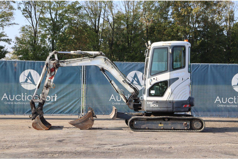 Doosan DX30Z - Escavadora de rastos: foto 2 Doosan DX30Z - Escavadora de rastos: foto 2