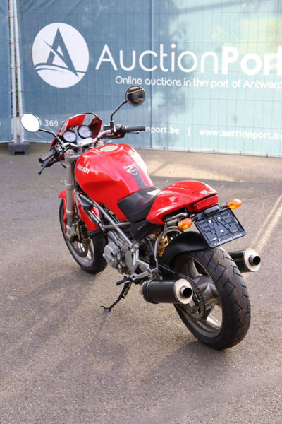 Ducati Monster 600 - Motocicleta: foto 4 Ducati Monster 600 - Motocicleta: foto 4