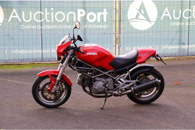 Ducati Monster 600 - Motocicleta: foto 1 Ducati Monster 600 - Motocicleta: foto 1