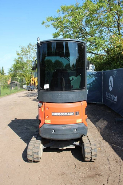 Eurocomach ES 18 ZT - Mini escavadeira: foto 4 Eurocomach ES 18 ZT - Mini escavadeira: foto 4