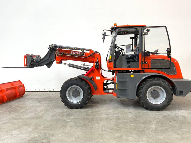 Everun ER2500 - Pá carregadora de rodas: foto 4 Everun ER2500 - Pá carregadora de rodas: foto 4