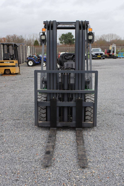 Empilhador a diesel novo FD30: foto 8 Empilhador a diesel novo FD30: foto 8