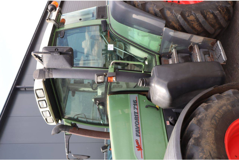 Trator Fendt 716: foto 16