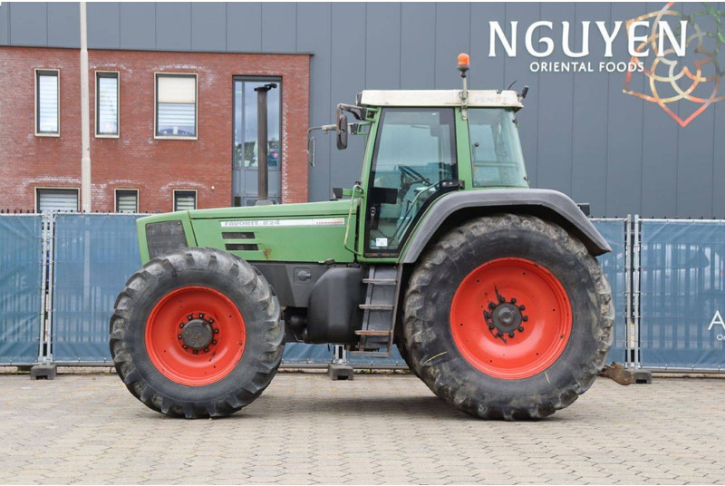 Fendt Favorit 824 - Trator: foto 2 Fendt Favorit 824 - Trator: foto 2