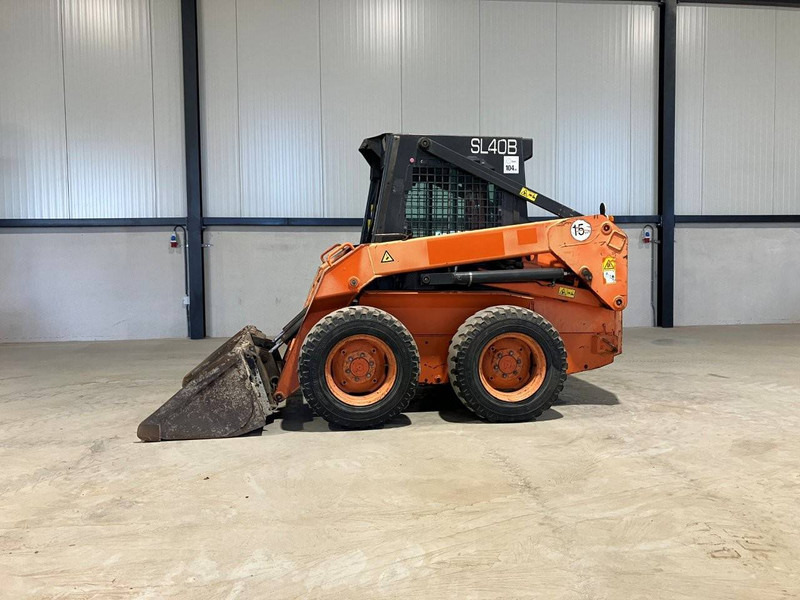 Fiat Kobelco SL 0BH - Pá carregadora de rodas: foto 2 Fiat Kobelco SL 0BH - Pá carregadora de rodas: foto 2