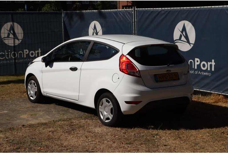 Ford Fiesta - Sedan: foto 4 Ford Fiesta - Sedan: foto 4