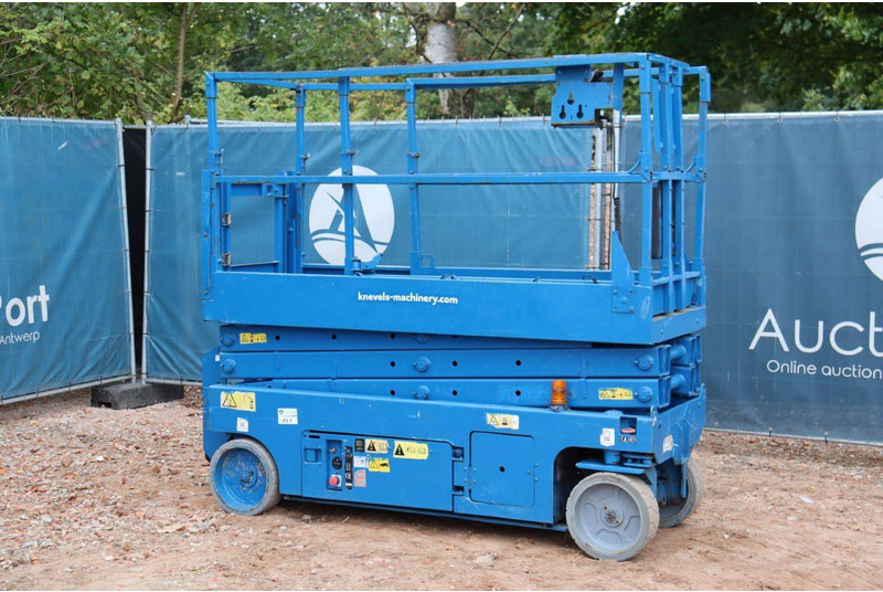 Genie GS-2032 - Plataforma de Tijera/ Plataforma de tesoura: foto 3 Genie GS-2032 - Plataforma de Tijera/ Plataforma de tesoura: foto 3