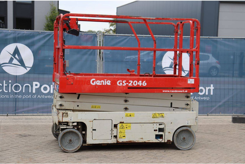 Genie GS-2046 - Plataforma de Tijera/ Plataforma de tesoura: foto 1 Genie GS-2046 - Plataforma de Tijera/ Plataforma de tesoura: foto 1